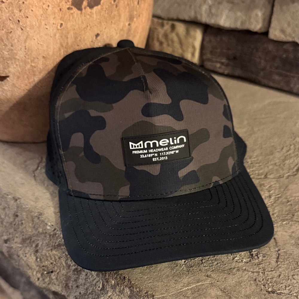 Melin Camo Black Cap